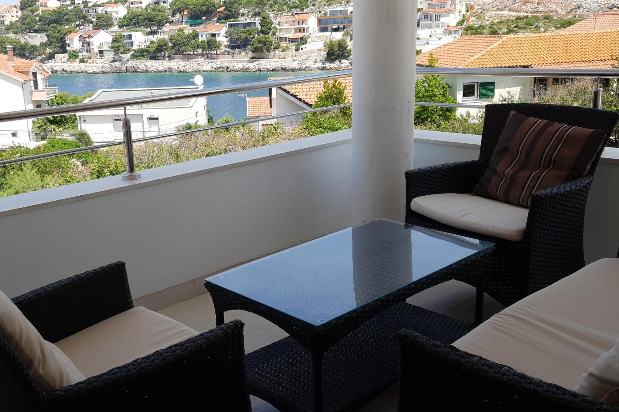 Apartments By The Sea Bilo, Primosten - 14601 ภายนอก รูปภาพ